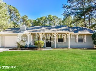 2522 Crumps Landing Cir, Snellville, GA 30039