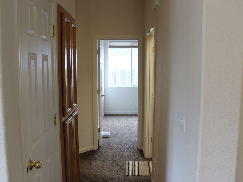 1st image of 1856 Dawnelle Way