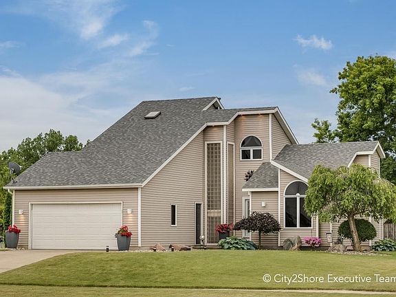 3rd image of 2968 Clearview Dr