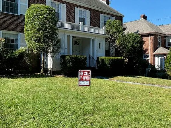 68-70 Washington St, Newton, MA 02458