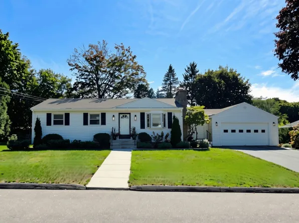 24 Rossie Street, Stonington, CT 06355