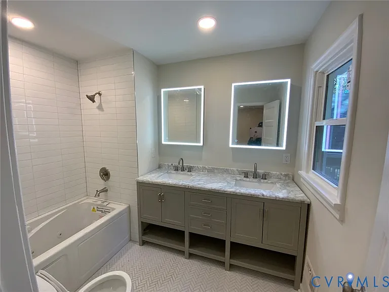 11425 Canterbury Rd — Photo 7