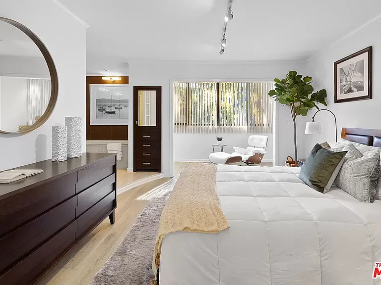 4738 S La Villa Marina — Photo 15