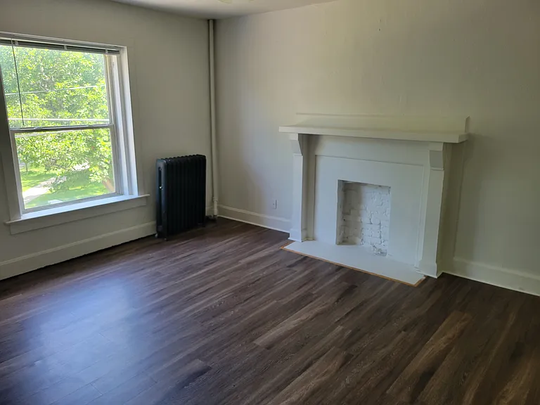 1560 N Lafayette St #1 — Photo 5