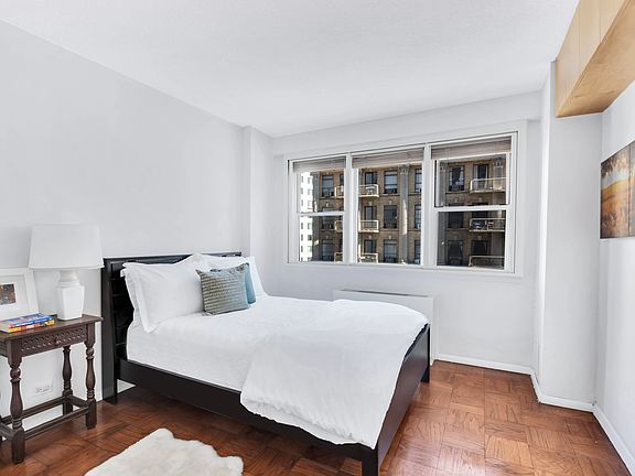 4th image of 77 E 12th St APT 6C