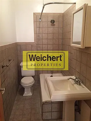 Rented by Weichert Manhattan Midtown | media 34