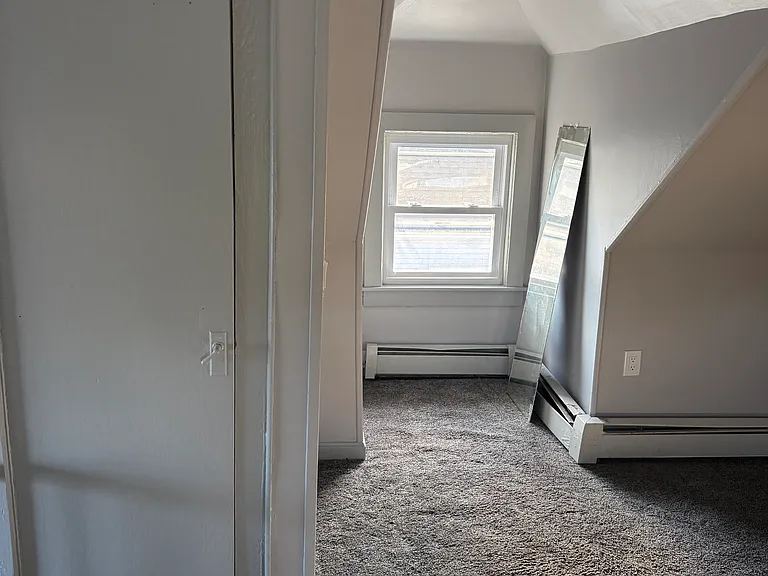 320 Marguerite St #2 — Photo 1