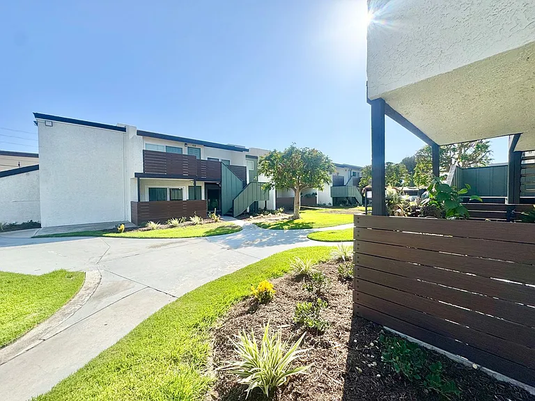 Westpark Apartments — Photo 7
