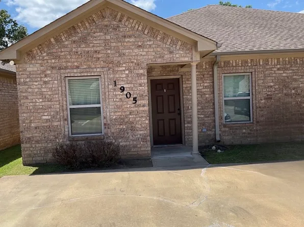 1905 Daisy Way, Kilgore, TX 75662
