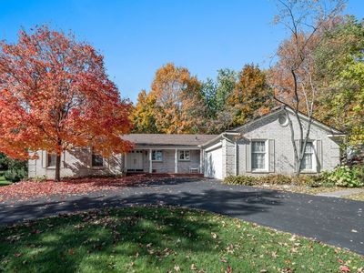 28727 Farmington Rd, Farmington Hills, MI, 48334
