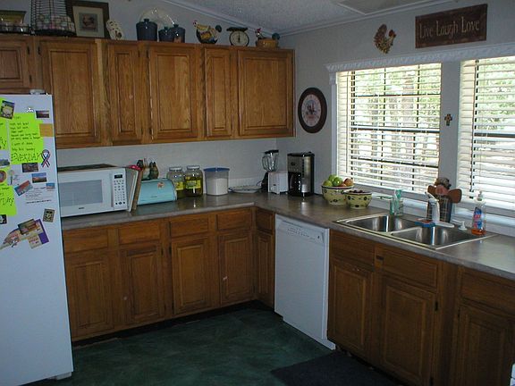 Kitchen with front yard view