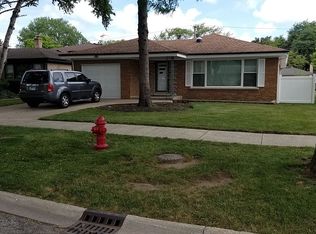 5032 Fairview Ln, Skokie, IL 60077