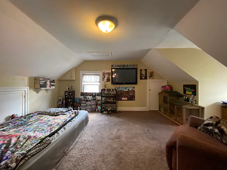 1107 W Broad St #2 — Photo 25