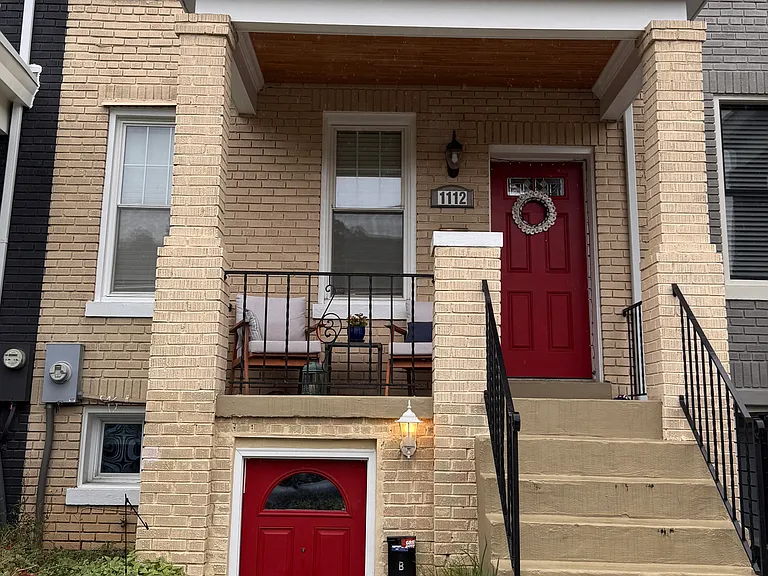 Oates St. ready for you to make it your home!