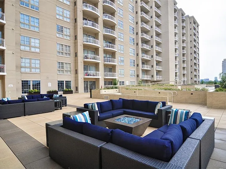 3225 Turtle Creek Blvd #929 — Photo 8