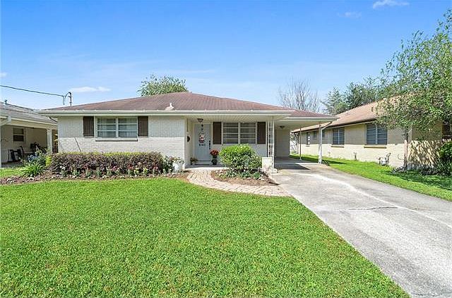 1st image of 940 Elmeer Ave