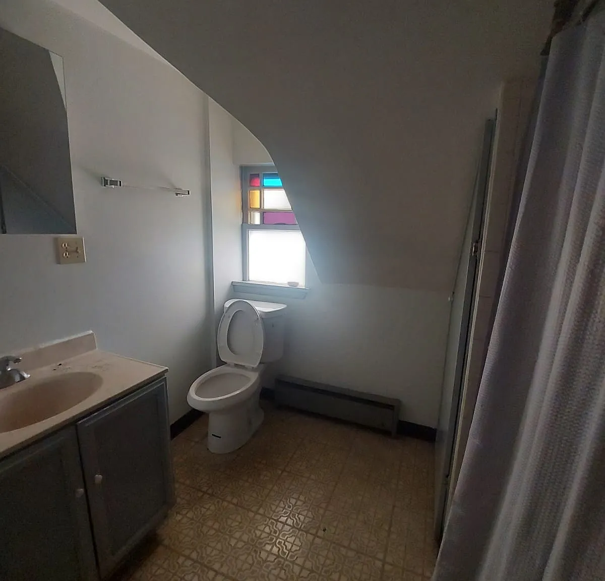 2 bed, 950 sqft, $1,200 — Photo 3