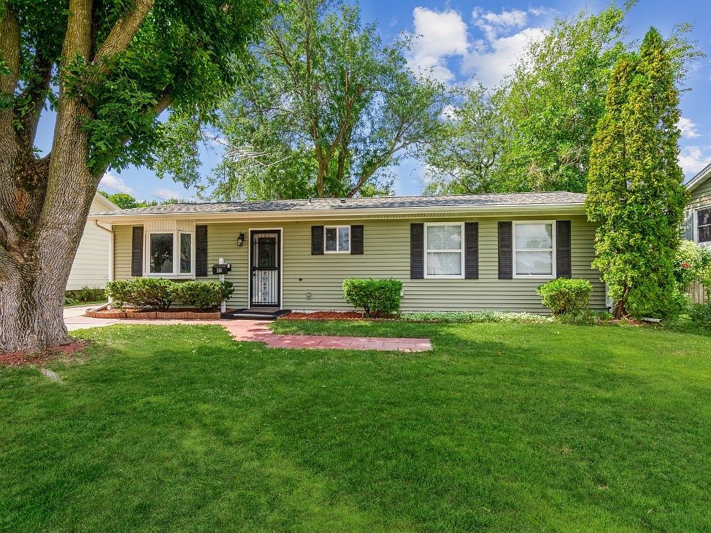 260 Wiley Blvd NW, Cedar Rapids, IA 52405 Zillow