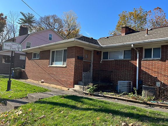 3rd image of 81 W Dodridge St