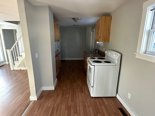 117 N Main St #C