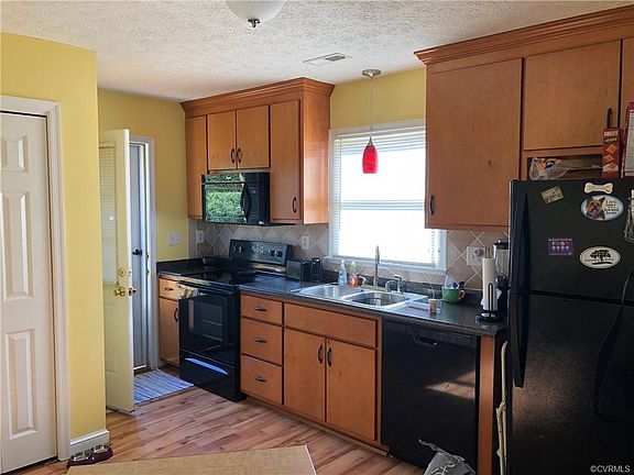 3rd image of 1801 National St