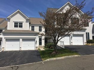 4 Generals Ln #1902, Totowa, NJ 07512
