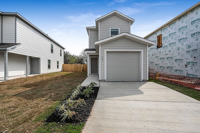1st image of 61 Trinity Cir