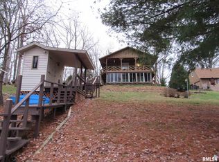 450 Sugar Creek Rd, Goreville, IL 62939