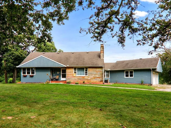 8485 N 2300 East Rd, Downs, IL 61736