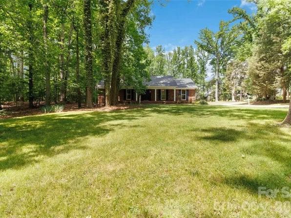 447 Partridge Pl, York, SC 29745