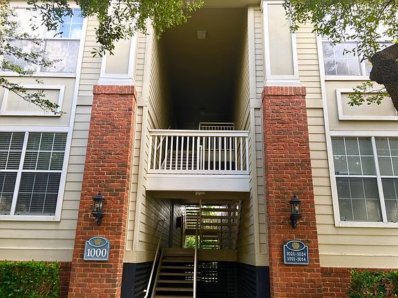 2nd image of 1600 Long Grove Dr Unit 1021
