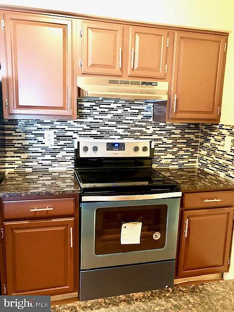 513 Aspen Dr — Photo 3