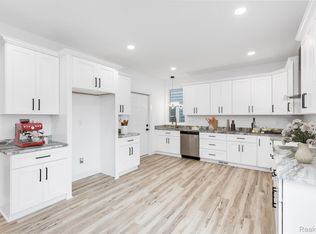 2742 Grayson St, Ferndale, MI 48220