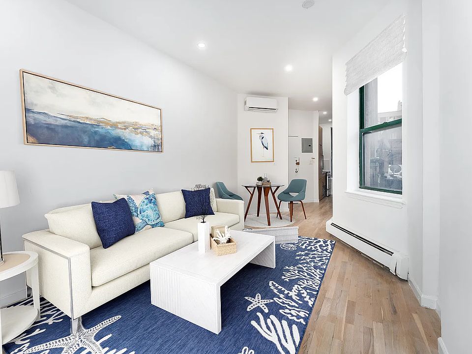 1st image of 135 W 24th St APT 4A