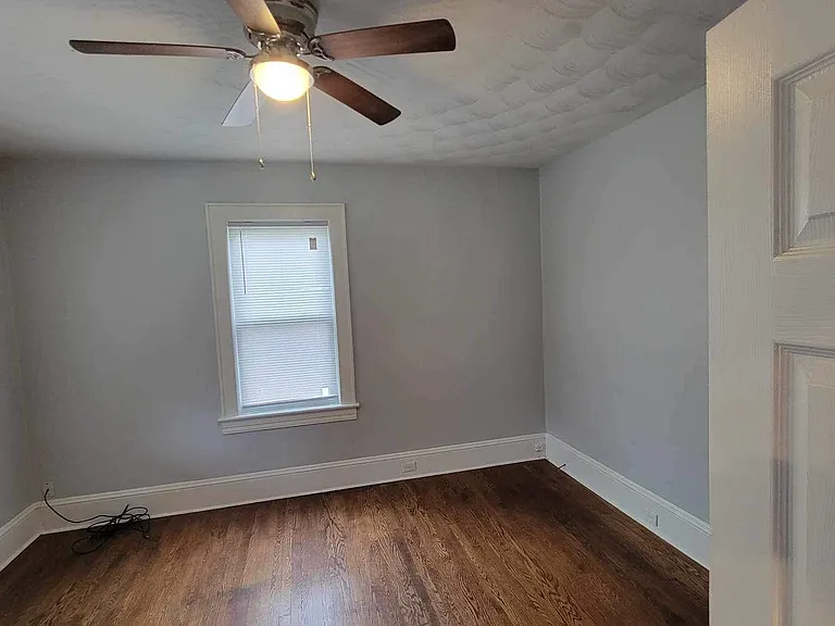 114 Huntington Blvd NE #1 — Photo 6