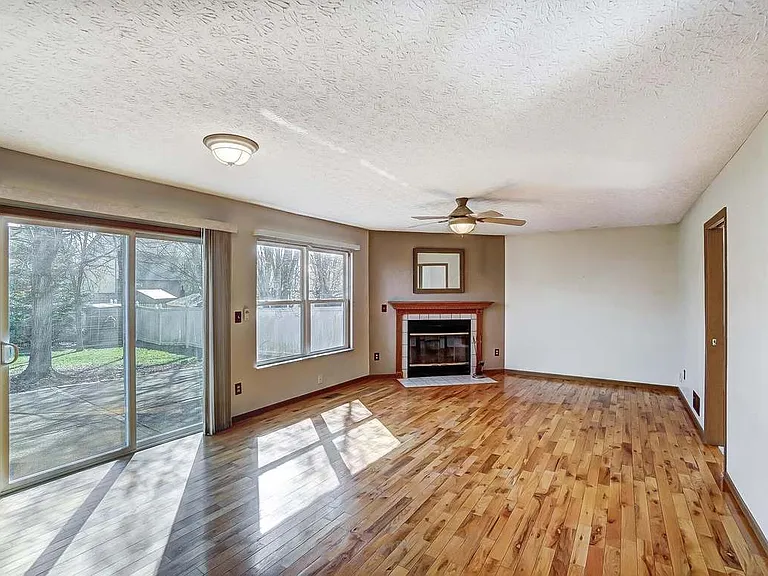 2444 Highlandtown Dr — Photo 21