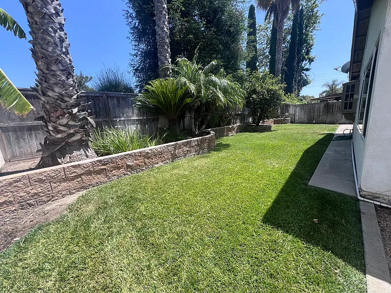 17712 Manchester Ave — Photo 13
