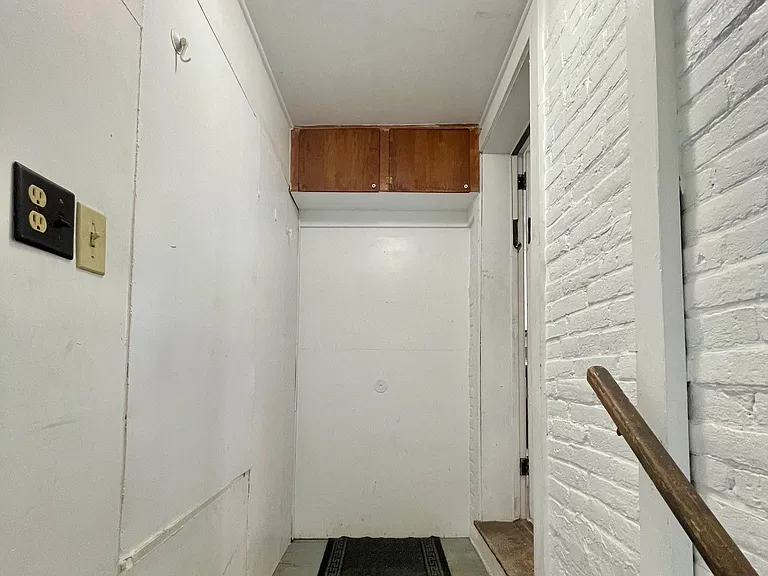520 Main St #2 — Photo 23