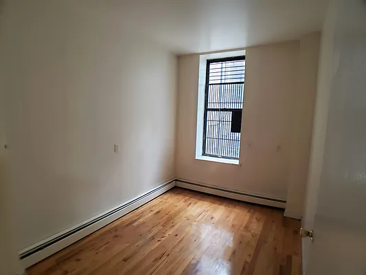 Rented by Bohemia Realty Group | media 19