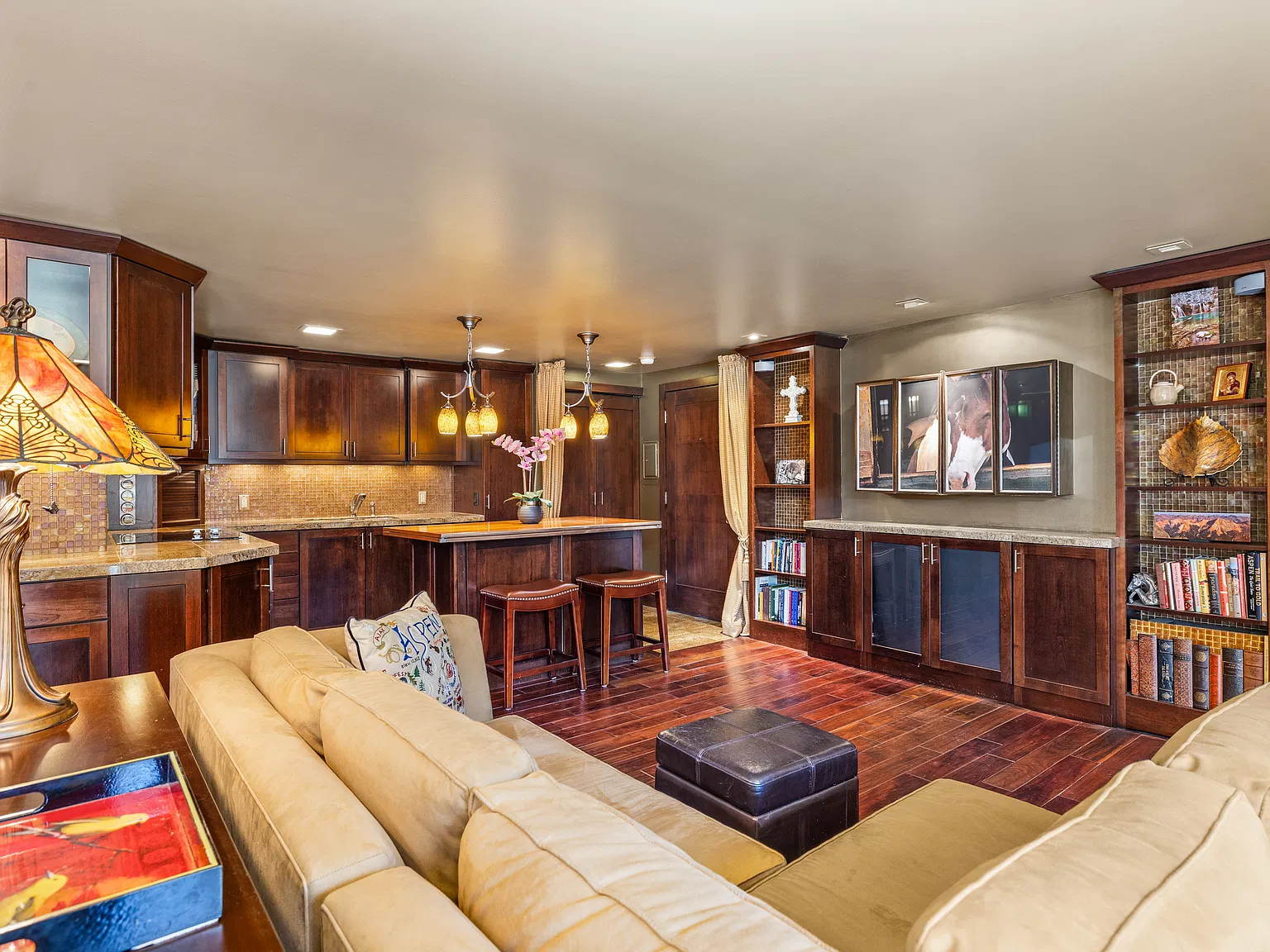 Studio, 555 sqft, $12,000 — Photo 1
