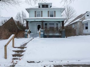 930 24th St, Moline, IL 61265