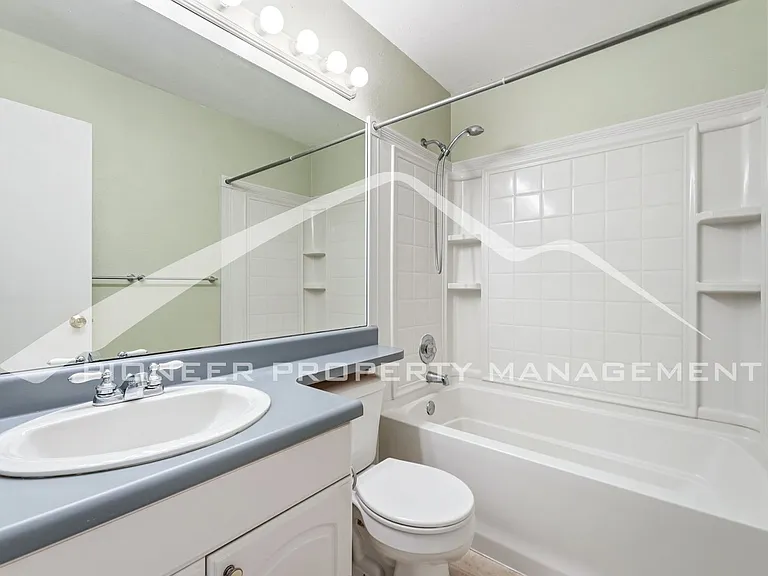 1638 Centaur Cir — Photo 12