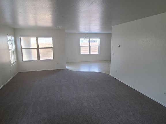 3rd image of 1134 S Maverick Ct