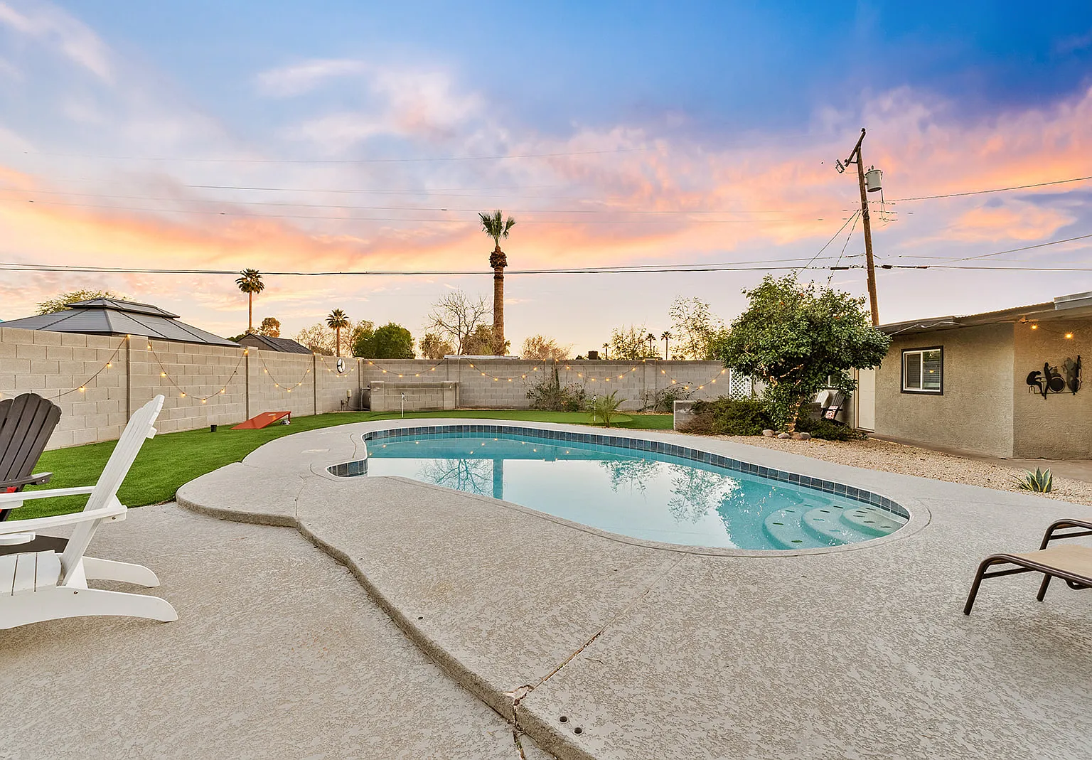4 bed, 1993 sqft, $3,950 — Photo 2