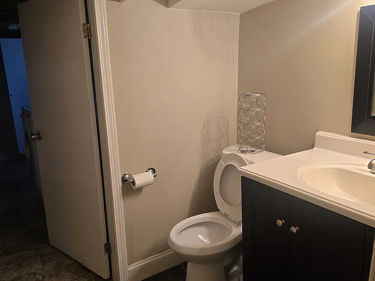 916 Cherokee Ave — Photo 13