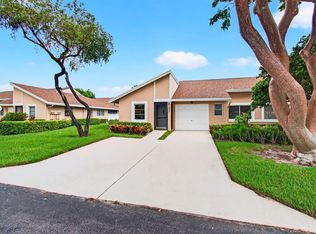 8157 Springtree Rd, Boca Raton, FL 33496