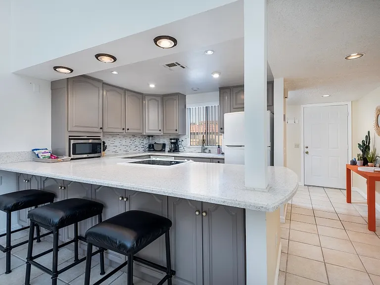 77271 Olympic Way — Photo 6