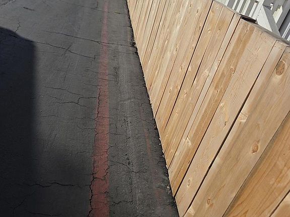 3rd image of 541 W 15th Ave Space 15