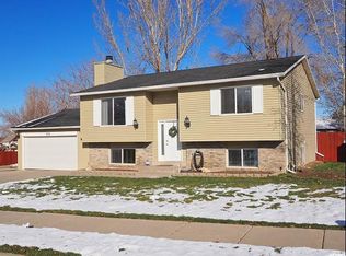 1174 W 1700 S, Woods Cross, UT 84087