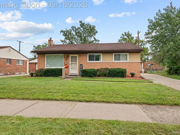 34605 Hiveley St, Westland, MI 48186